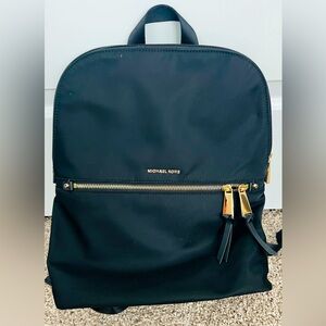 MICHAEL KORS Polly MD Black Nylon Slim backpack *GOLD* zipper